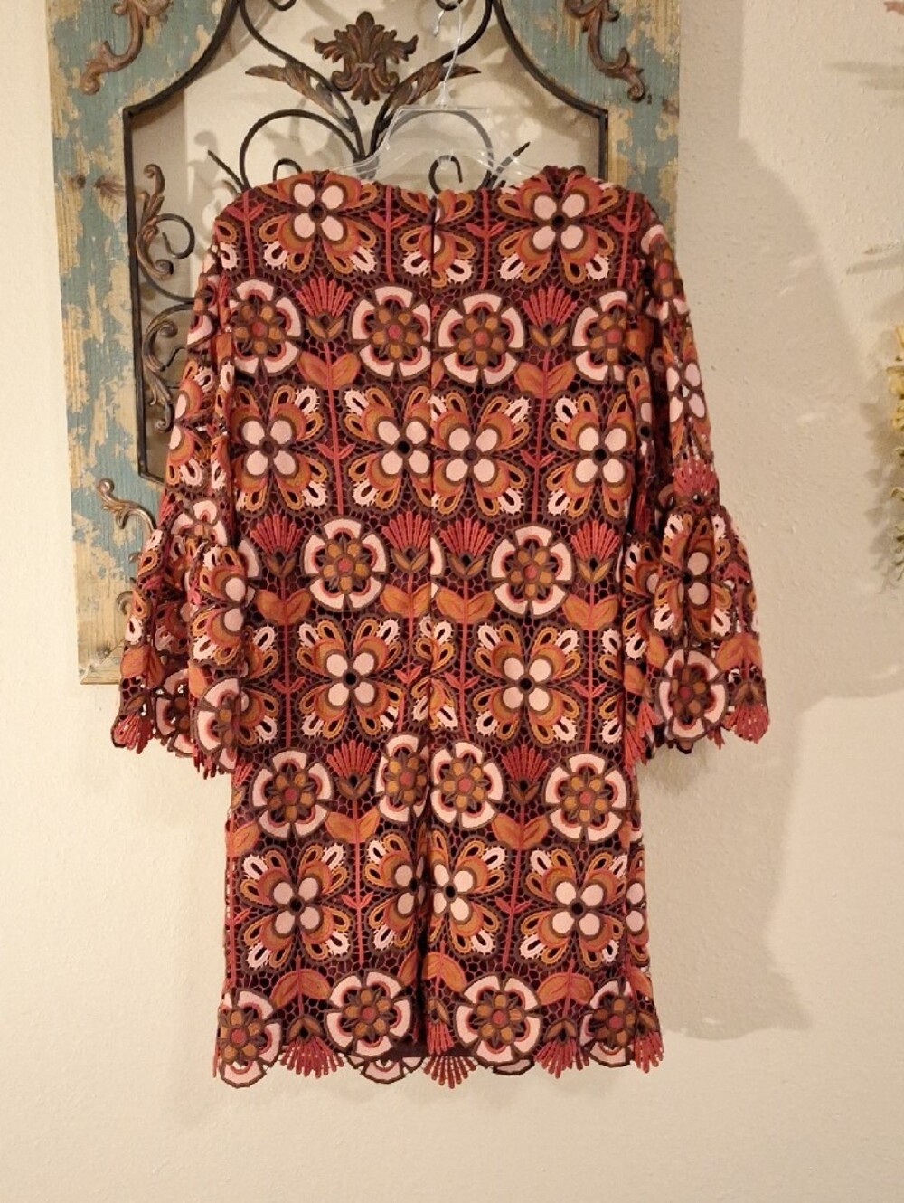 Trina Turk Rust and Pink Floral Lace Bell-Sleeve Dress. Size 8 NWT - Picture 8 of 10